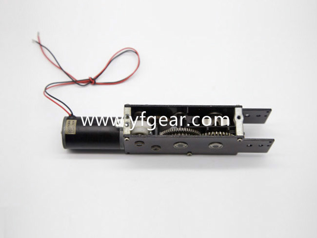 Automatic window opener gearbox